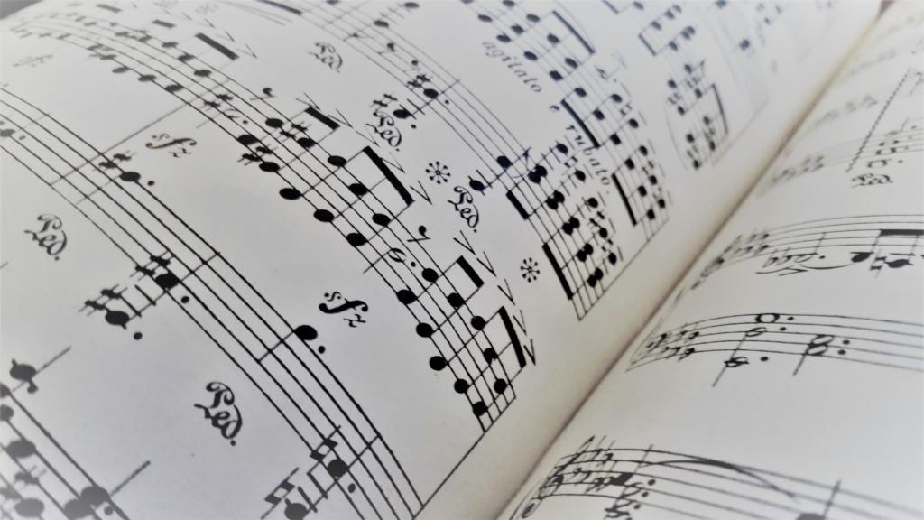 First steps in Music Composition